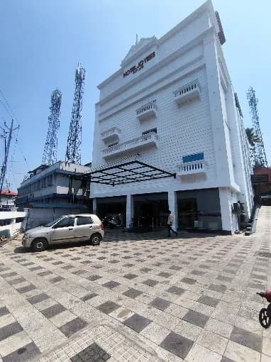 Front office Executive